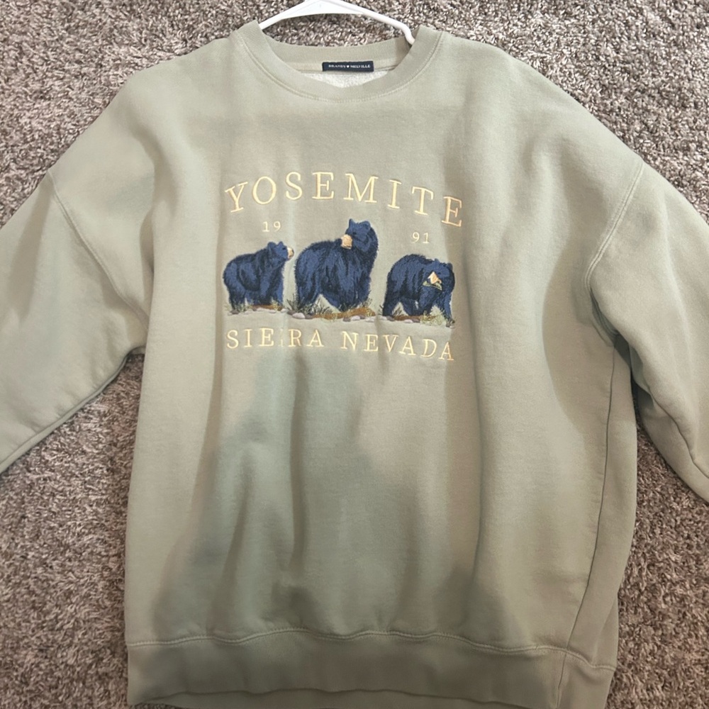 Brandy Melville Crewneck